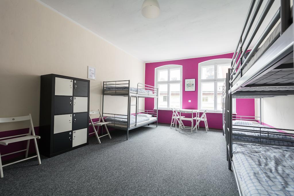 Hostel Awangarda Poznań Szoba fotó