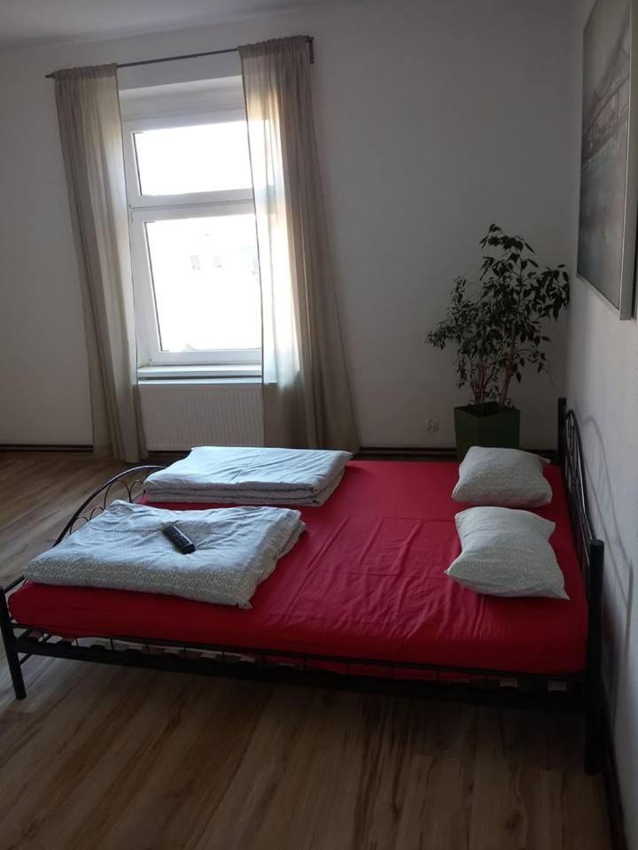 Hostel Awangarda Poznań Kültér fotó